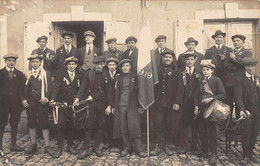 La Ferté Bernard        72         Fanfare  Conscrits  1919    Carte Photo     (voir Scan) - La Ferte Bernard