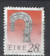 EIRE IRELAND IRLANDA 1990 1995 ART TREASURES LISMORE CROSIER 28p USED USATO OBLITERE' - Used Stamps