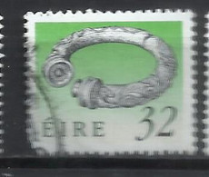 EIRE IRELAND IRLANDA 1990 1995 ART TREASURES BROIGHTER COLLAR 32p USED USATO OBLITERE' - Used Stamps