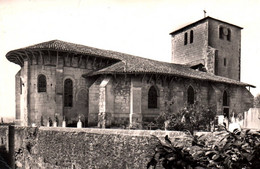 16191 MONTFORT En CHALOSSE Eglise Saint Pierre XIIe Siècle (croix Du  Cimetière Attenant )  ( 2 Scans ) 40 - Montfort En Chalosse