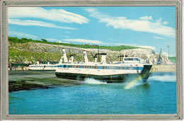 CPA - Thème : Transports: Bateaux, Aéroglisseurs. - SEASPEED - HOBERCRAFT : Dover-Boulogne; Dover-Calais - Aerodeslizadores