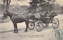 CPA Petits Métiers à Paris - Paris Nouveau - Les Femmes Cocher - 2318 - Mlle Vilain - Au Bois - Promenade Du Matin - Artesanos De Páris