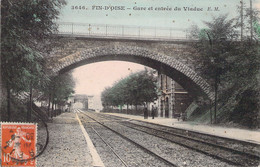 CPA - FRANCE - 78 - FIN-D'OISE - Gare Et Entrée Du Viaduc - EM - Colorisée - Conflans Saint Honorine