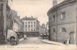 CPA - France - 61 - Alençon - Place De La Hall Aux Blés - LL - Alencon