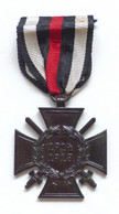 WK II Orden Ehrenkreuz Für Frontkämpfer Hersteller R.V. 24, Pforzheim I-II - War 1939-45