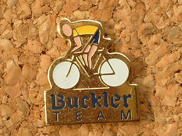 Pin's BIERE BUCKLER - TEAM CYCLISME - Bière