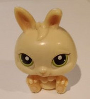 Figurine Hasbro China Chine 2006 Lapin 兔子 Rabbit ウサギ Coniglio 토끼 Conejo  Asie Asiatique En TB.Etat - Otros & Sin Clasificación