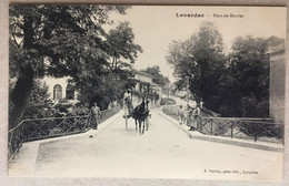 Lavardac : 3 CPA Animées Dans La Ville: Pont-de-Bordes; Promenades; Avenue De La Gare - Lavardac