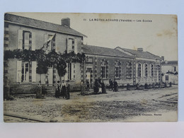 CPA 85 Vendée - La Mothe Achard - Les écoles - La Mothe Achard