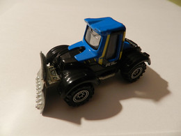 Matchbox   Tractor Plow  / 0000   ***  3684  *** - Matchbox (Lesney)