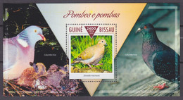 2015 Guinea-Bissau 7808/B1359 Birds - Doves 9,00 € - Kolibries