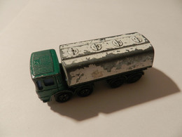 Matchbox      Leyland Petrol Tanker   / 1968   ***  3586  *** - Matchbox (Lesney)