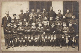 CARTE PHOTO 69 - BRIGNAIS - TB PLAN Photo De Classe Avec Instituteur ECOLE GARCONS - Brignais