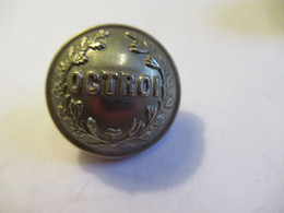 3 Boutons Bombés Anciens D'époque/OCTROI/ 2,1  Cm/Laiton Argenté/T. W. & W ./Début XXème       BOUT189 - Buttons