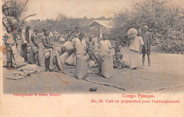 19024 " CONGO FRANÇAIS-CAFÉ EN PREPARATION POUR L'EMBARQUEMENT " ANIMÉ-VERA FOTO-CART POST. NON SPED. - Congo Français