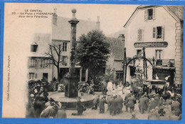 15 - Cantal - Pierrefort - La Place - Jour De La Fete Dieu (N11455) - Sonstige & Ohne Zuordnung