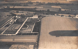 19045 " DER ZEPPELIN IM FLUG PROJEKTIERT SEINEN SCHATTEN AUF DAS FELD " -VERA FOTO-CART. POST. SPED.1925 - Dirigeables