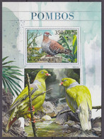 2016 Mozambique 8933/B1226 Birds - Doves 20,00 € - Kolibries