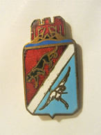 ANCIEN INSIGNE EMAILLE ARMEE DE L'AIR ESCADRON DE CHASSE 02 - 008 NICE AUGIS LYON - Armée De L'air