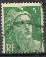 FR VAR 77 - FRANCE N° 719 Obl. Marianne De Gandon Variété Fond Ligné - Used Stamps