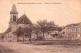 Chanteloup-les-Vignes - Place De La République - Chanteloup Les Vignes