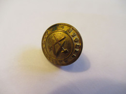 1 Mini  Bouton Ancien  Bombé /Militaria/ Enseignement/ Ecole Nationale Professionnelle/1,5   Cm /Début--XXéme   BOUT214 - Bottoni