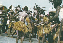 Gabon  Les Hommes Et La Danse (Images Gabonaises)  TBE - Gabon