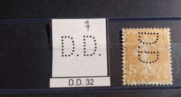 FRANCE D.D 32 TIMBRE DD32 INDICE 5  SEMEUSE PERFORE PERFORES PERFIN PERFINS PERFO PERFORATION PERFORIERT - Gebraucht