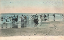 CPA Ostende - Oostende - Tres Animé Et Colorisé - Enfants Sur La Plage - Oostende