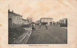 CPA Moriville - Rue De La Gare - Animé - Coinchelin Edit - Autres & Non Classés