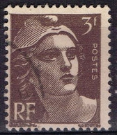 FR VAR 82 - FRANCE N° 715 Obl. Marianne De Gandon Variété Fond Ligné - Usados