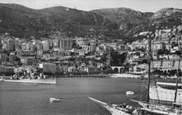 FRANCE - MONACO - Le Port - Au Fond : Le Boulevard Albert-1er - Hafen