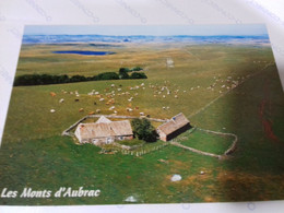 344 //   LES MONTS D'AUBRAC - Aumont Aubrac