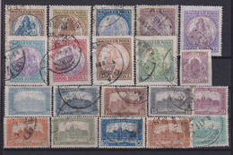 Ungarn Lot ° Briefmarken Gestempelt /  Stamps Stamped /  Timbres Oblitérés - Sammlungen
