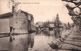 Montargis - La Vieille Tour Sur Le Canal - Montargis