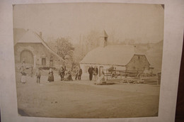 1870's Grande Photo Famille Ferme Commerce Bois Périgord (à Situer) Animée Tirage PAPIER ALBUMINÉ Sur Support CARTON - Old (before 1900)