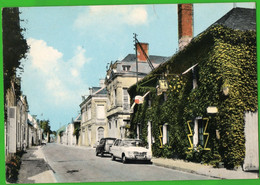 F1811  CP PONTVALLAIN (Sarthe)  Rue Principale Et L'Hôtel - Voitures RENAULT 4 Et RENAULT 16  ++++ - Pontvallain