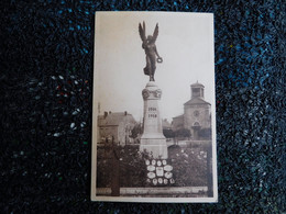 Nismes, Monument Aux Morts De La Guerre 1914-1918  (i15) - Viroinval