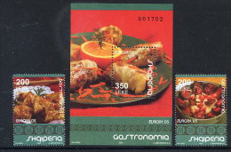 ALBANIA 2005 Europa: Gastronomy 2 Stamps + Block MNH / **.  Michel 3048-49, Block 158 - Albania