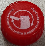 France Capsule Plastique à Visser Plastic Cap Coca Cola Bouchon Attaché Pour Faciliter La Collecte En Vue Du Recyclage - Limonade