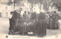 CPA Thèmes - Folklore - Scène Du Centre - Un Coin De Champ De Foire - Dos Non Divisé - M.T.I.L. - Animée - Cochon - Other & Unclassified