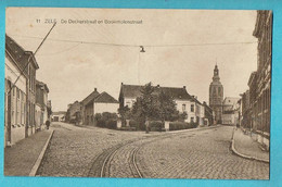 * Zele (Oost Vlaanderen) * (Uitg Drukker De Geest, Nr 11) De Deckerstraat En Bookmolenstraat, Tramway, église, Unique - Zele