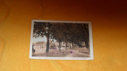 CARTE POSTALE ANCIENNE CIRCULEE DE 1939../ EGRISELLES LE BOCAGE YONNE.- LA PLACE UN JOUR DE MARCHE..CACHET + TIMBRE - Egriselles Le Bocage