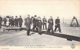 CPA Politique - Visite De S. M. Le Tsar à Cherbourg - S. M. Le Tsar Entre Les Ministres De La Guerre Et De La Marine - Eventos