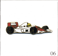 Pin's Automobile - Course / Formule 1 Mc Laren. Estampillé Béraudy/Vaure. EGF. T905-06 - F1
