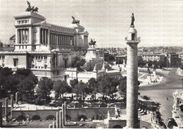 CARTOLINA  ROMA,LAZIO,ALTARE DELLA PATRIA E COLONNA TRAIANA-STORIA,MEMORIA,CULTURA,RELIGIONE,BELLA ITALIA,NON VIAGGIATA - Altare Della Patria