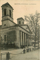 La Roche Sur Yon * Place Et La Cathédrale - La Roche Sur Yon