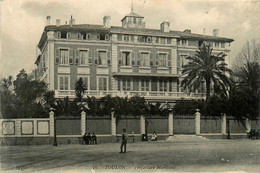 Toulon * Place Et La Préfecture Maritime - Toulon