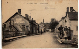 BAUGY (CHER) - ROUTE D'AVORD - 1915 - Vedi Retro - Formato Piccolo - Baugy