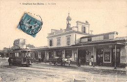 CPA Thèmes - Chemin De Fer - Enghien Les Bains - La Gare - Oblitérée 1908 - L'Abeille Impr. Photo. - Funiculaire - Estaciones Sin Trenes